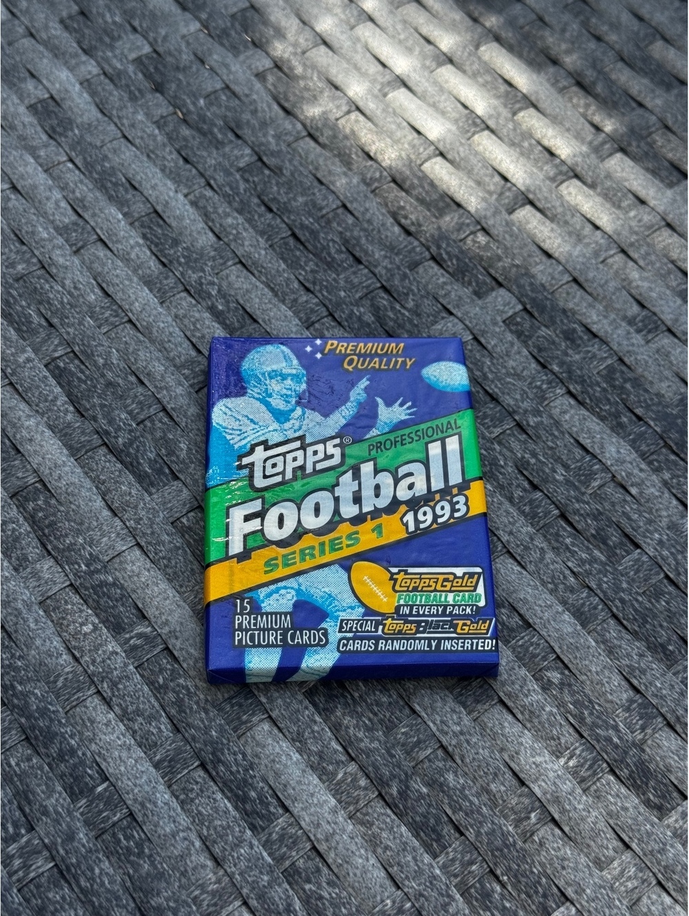 1993 Topps Football Series 1 Sealed Pack 15 Cards Topps Gold NFL